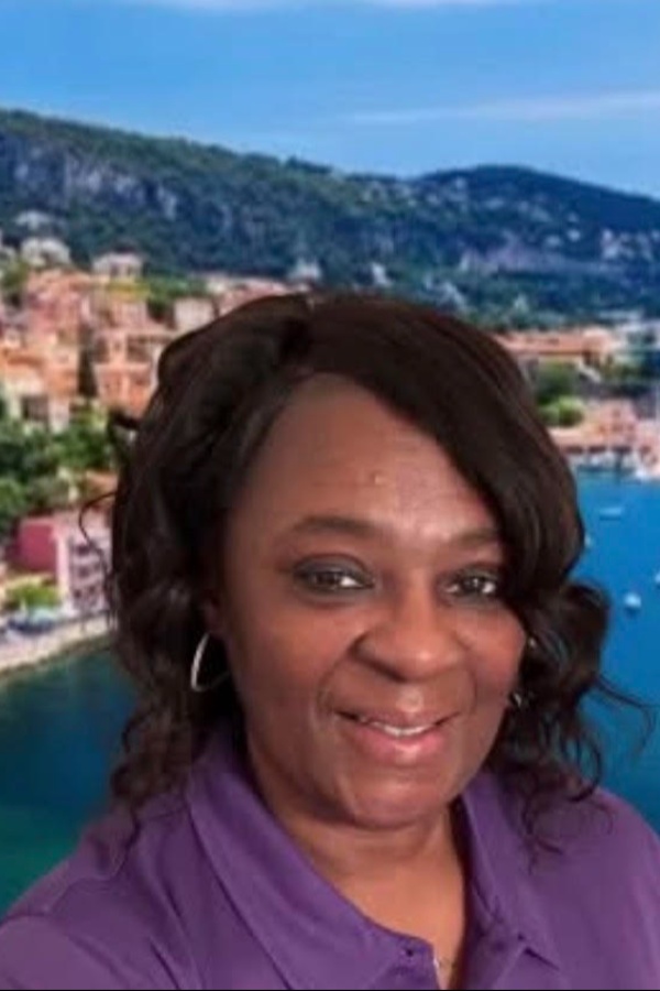 Cruise Brothers Travel Agent Cheryl Lassiter